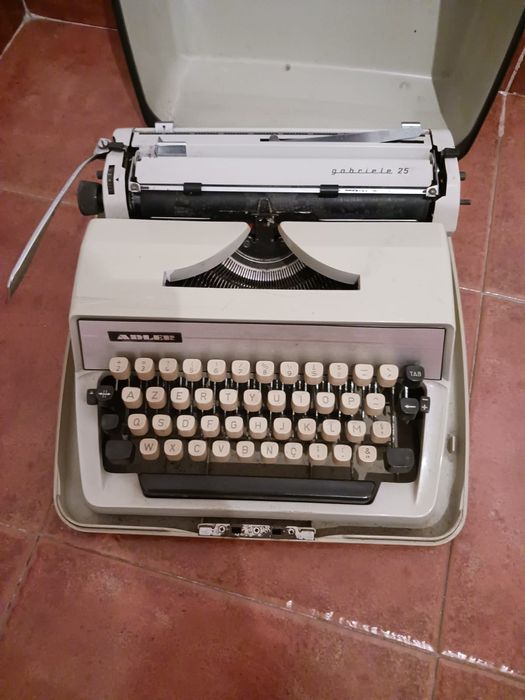 Máquina de escrever