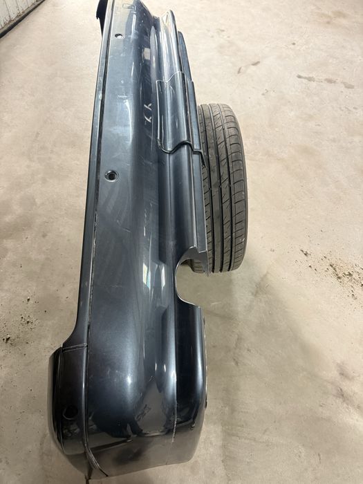 Zderzak tył Bmw e39 z klapka na hak