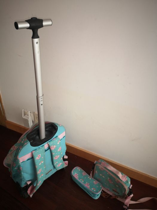 Conjunto mochila, estojo e lancheira