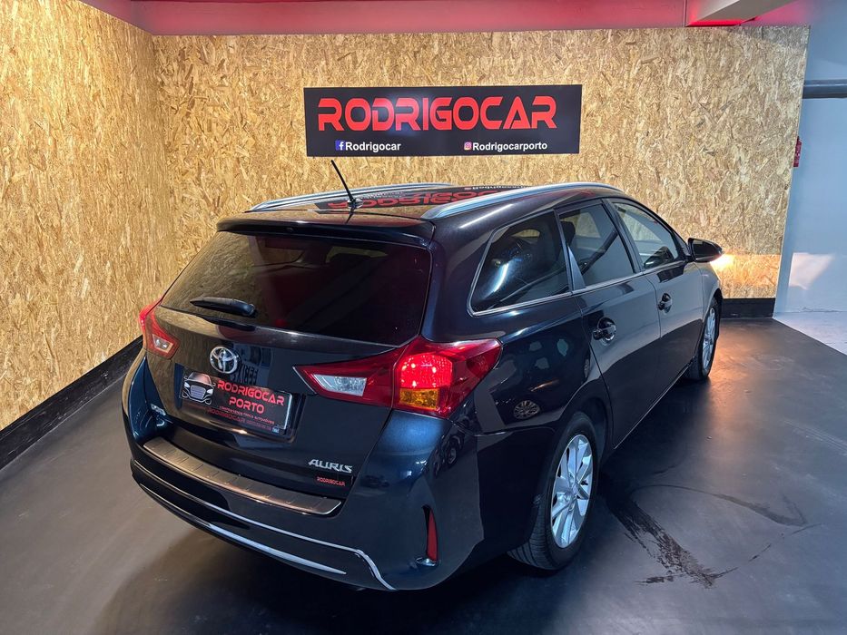 Toyota Auris Touring Sports 1.4 D-4D Com+P.Sport +Navi