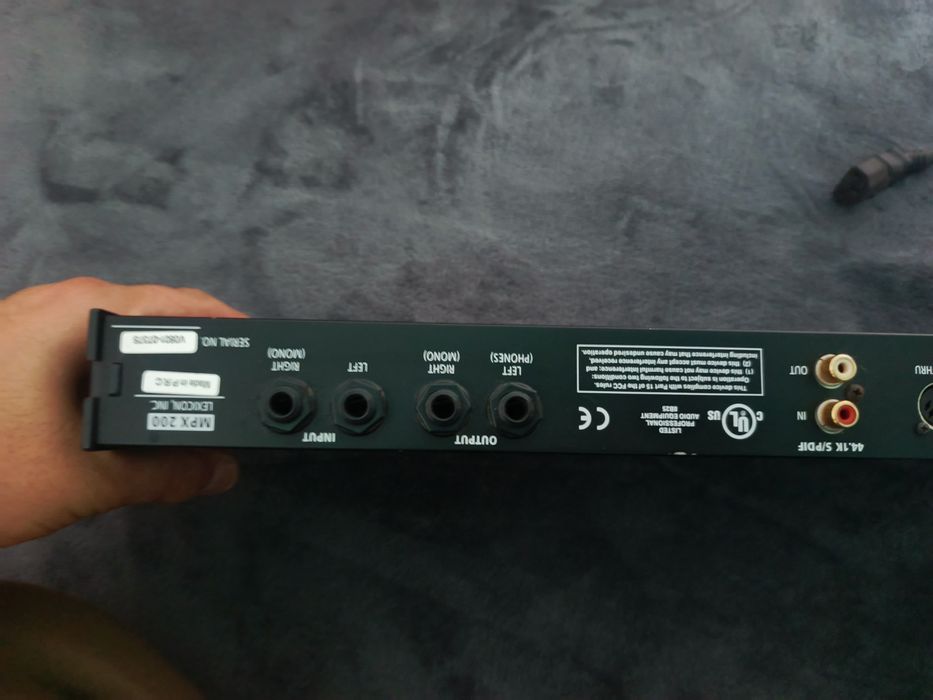 Вокальний процесор ефектів, ревер, LEXICON MPX 200