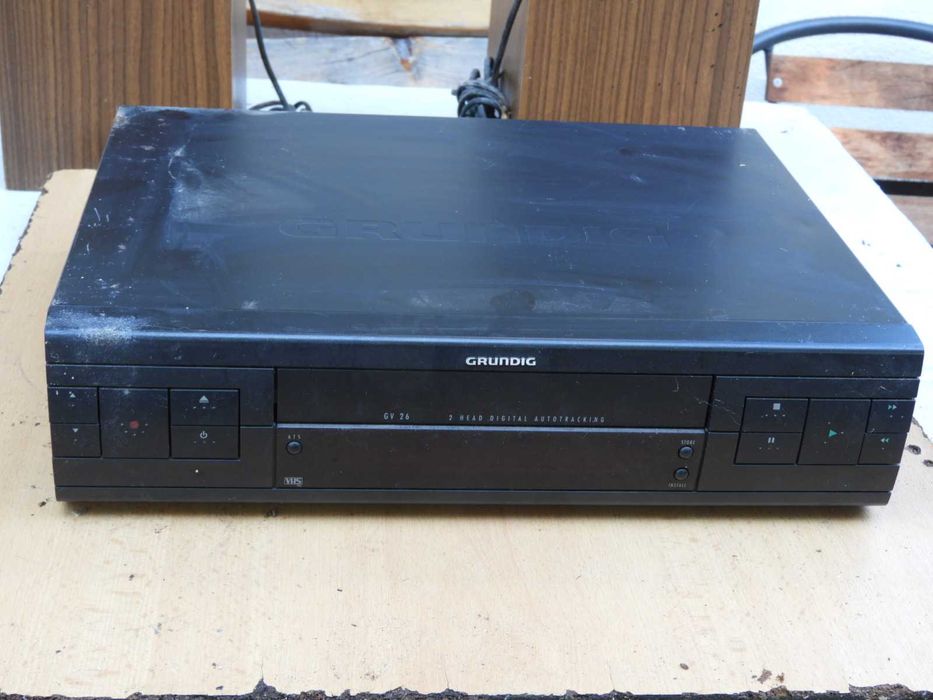 Magnetowid Grundig CV 26 VPS niesprawny
