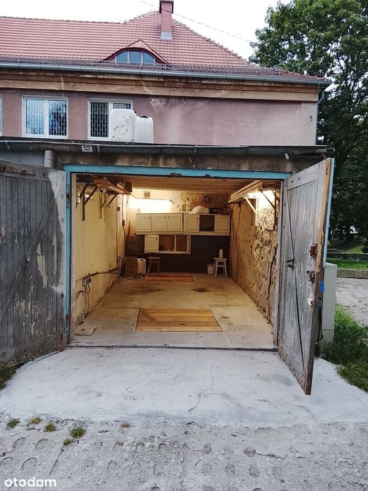 garaż 280cm szerokości prąd kamera online Waryńskiego koło Białej