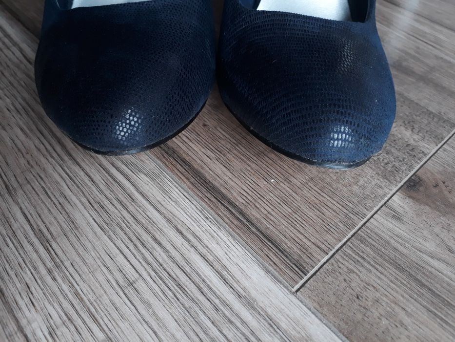 Granatowe buty na obcasie czółenka rozmiar 40 ccc