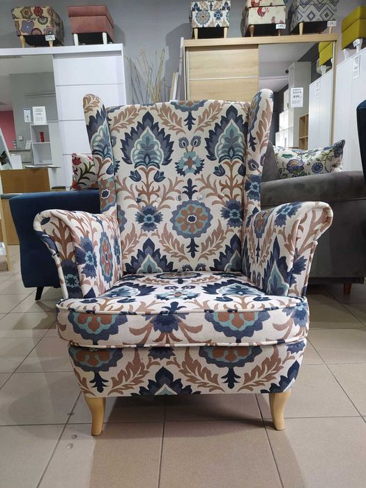 Fotel uszak kwiaty kolory hiszpański żakard