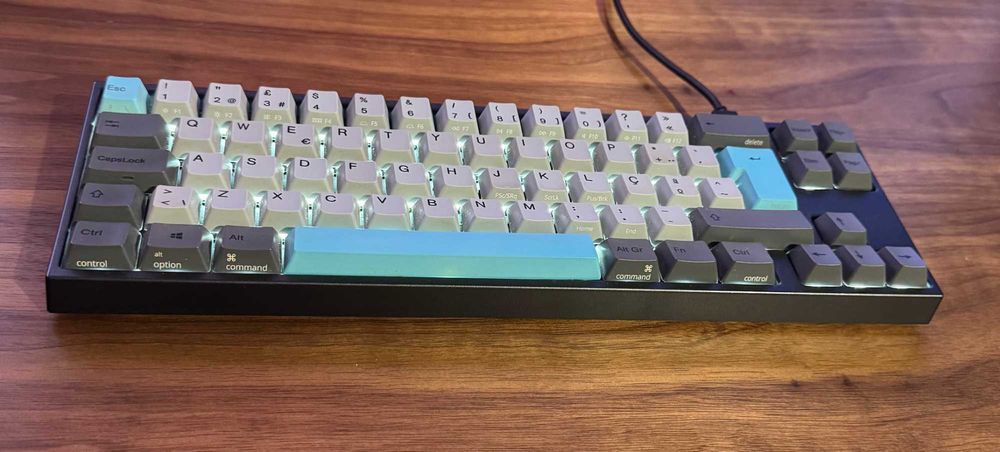 Teclado Mecânico Ducky Miya Pro - Cherry Silent Red
