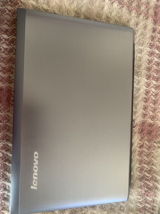 Lenovo v 570 windows 10