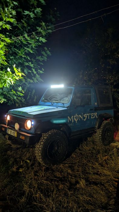 Suzuki samurai sj500