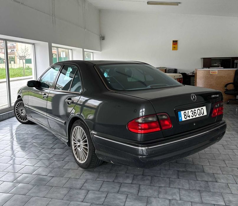 Mercedes Benz 2.7 CDI em bom estado - mudanças automáticas - Diesel