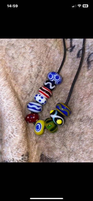 Koraliki szklane do rekonstrukcji historycznej