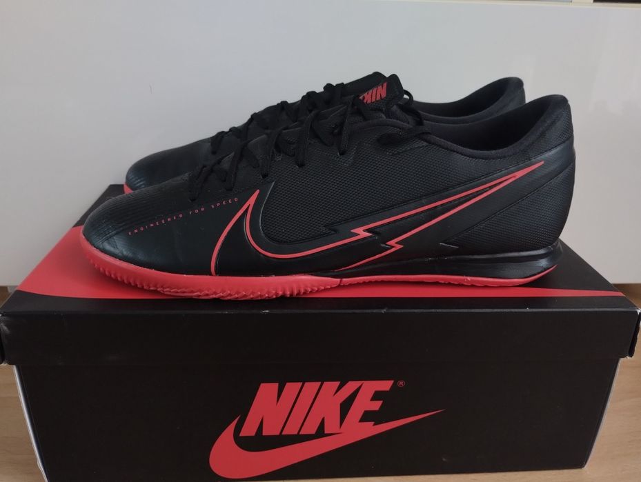 Buty piłkarskie halówki 44,5 Nike Mercurial Vapor 13 IC