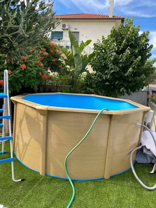 Instalação de piscinas, liners, filtros,jardins, decks, canalizador