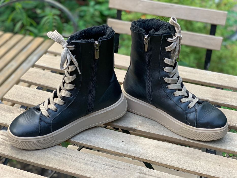 Зимові черевики 37 розмір