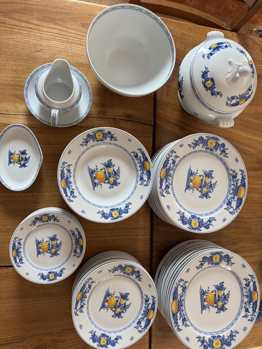 Serviço em porcelana de Viana da Vista Alegre