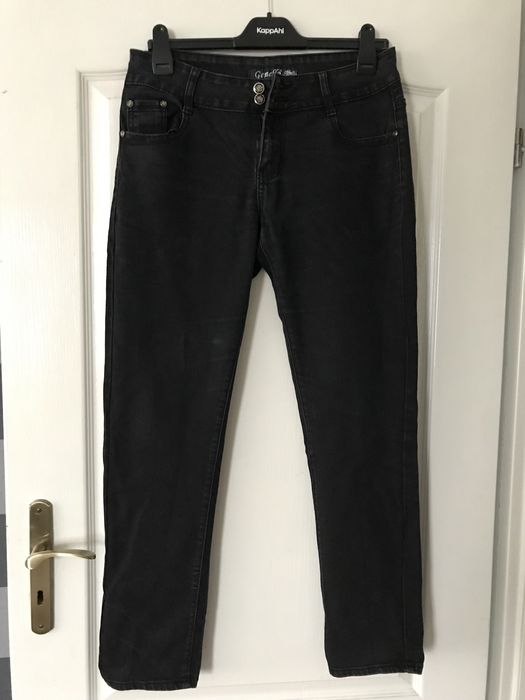 Czarne jeansy rozmiar 33