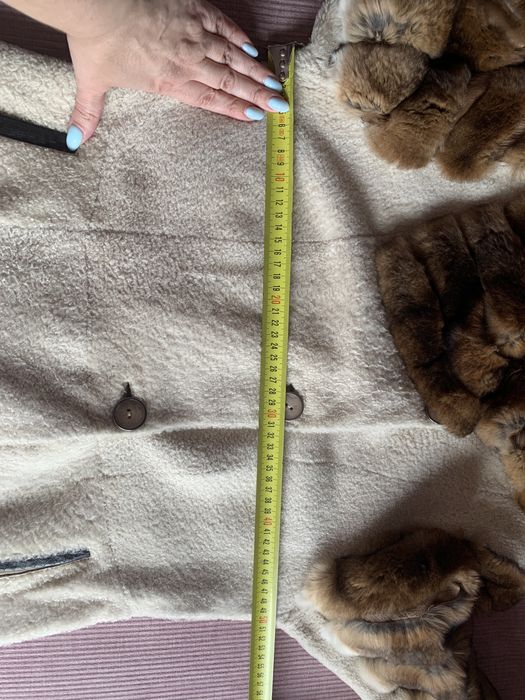 Пальто з каракульчі