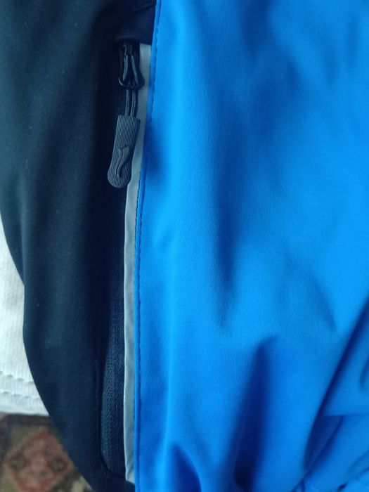 Niebieska bluza crivit
