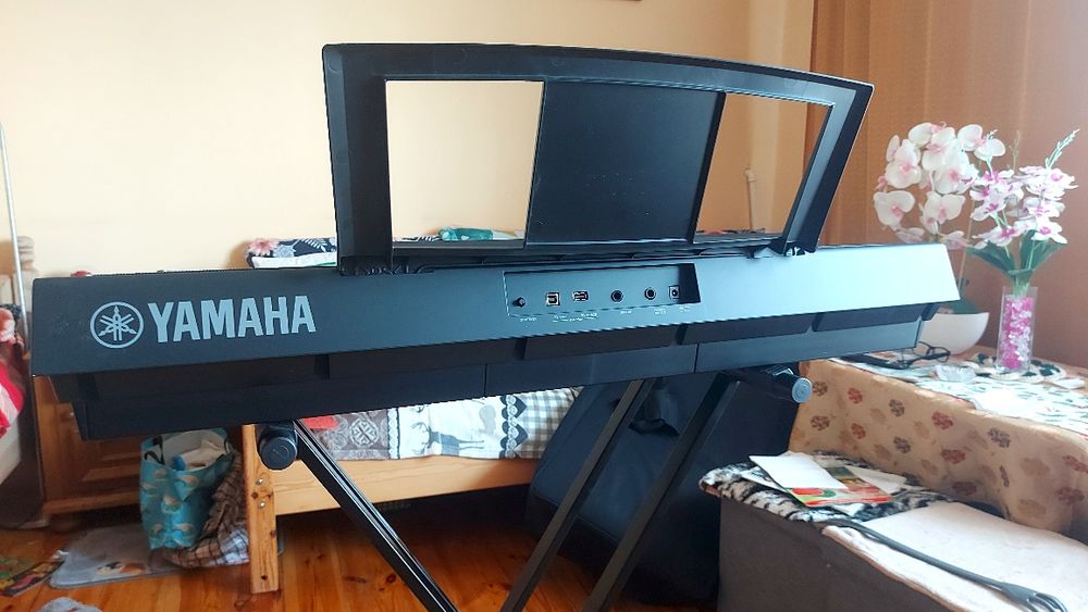 Keyboard  Yamaha  PSR-S650