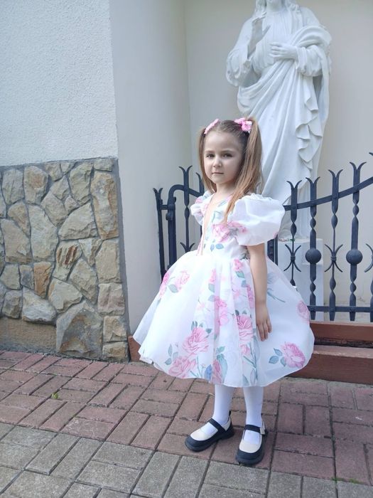 Продам платтячко розочки