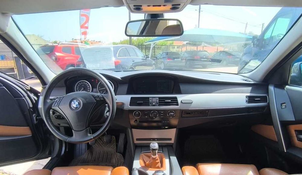 BMW 525D Touring 2005 GPS Pele