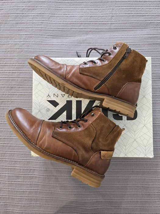 Botas de pele SMK tamanho 43