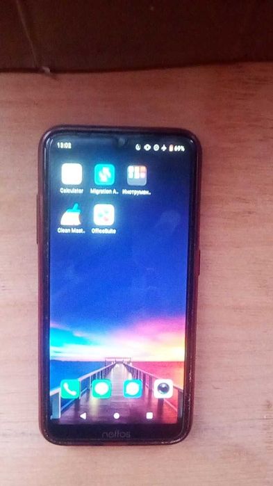 Смартфон TP-Link Neffos C9s