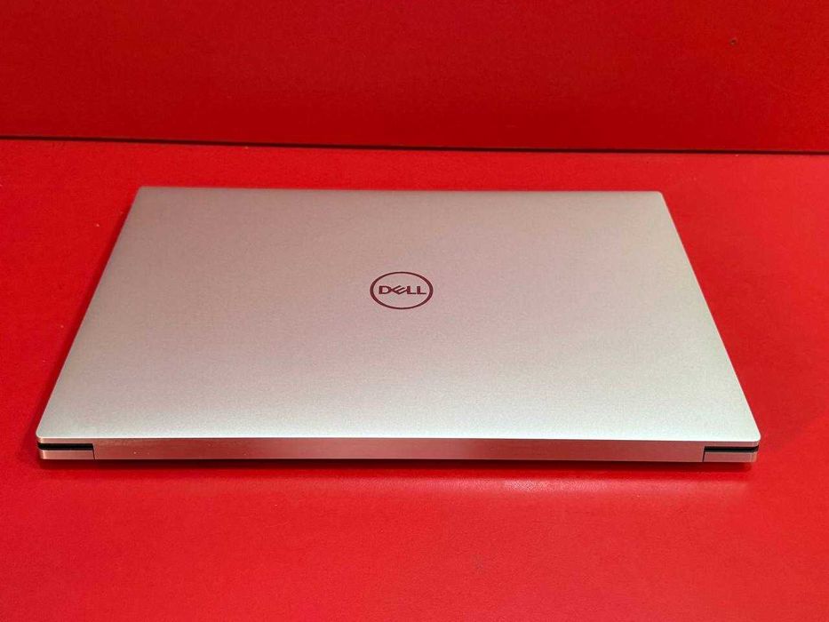 Dell XPS 15 9510 / 15.6" FHD+ IPS / Core i9-11900H 8 ядер / RTX 3050 Ti 4GB / 32GB RAM / 1TB SSD