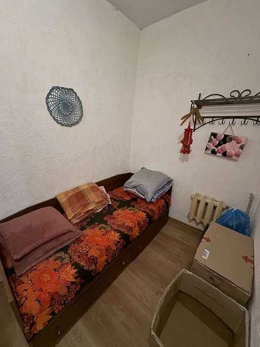 Продається квартира Серова/Колонтаєвська