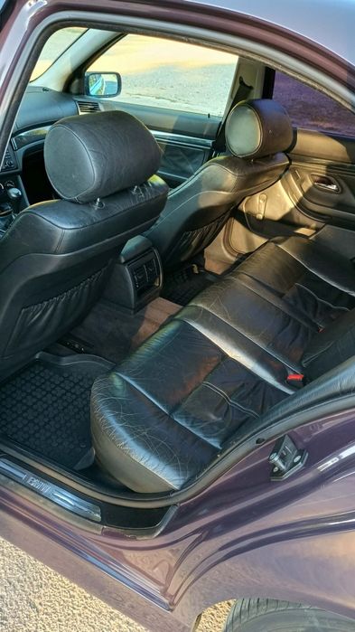 BMW e39 2.5 benzyna kolektory,konserwowana podłoga