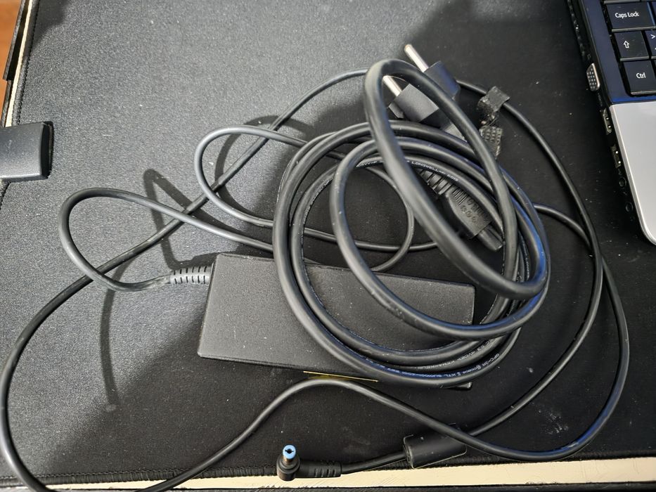 Portátil Acer aspire a315-51