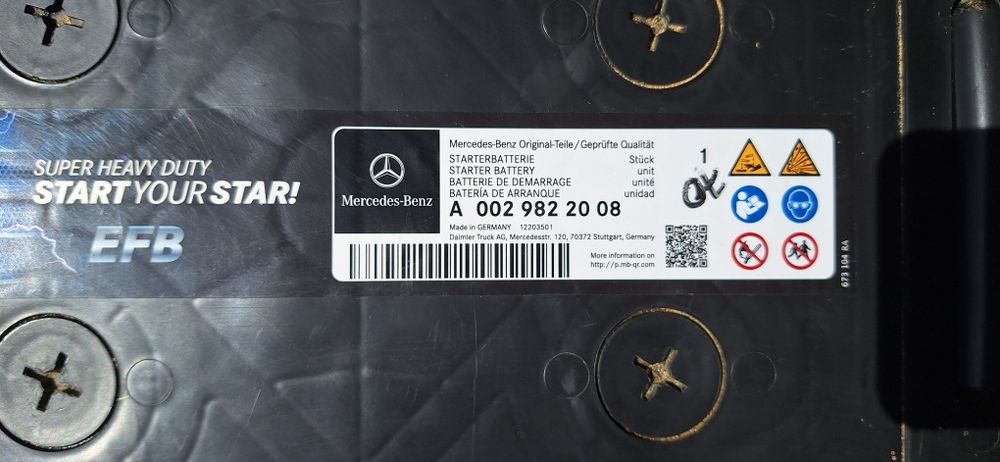 Sprzedam używane akumlatory   12v 1150A 220Ah