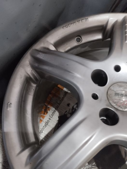Jantes Momo 15" - 4x100 reparadas