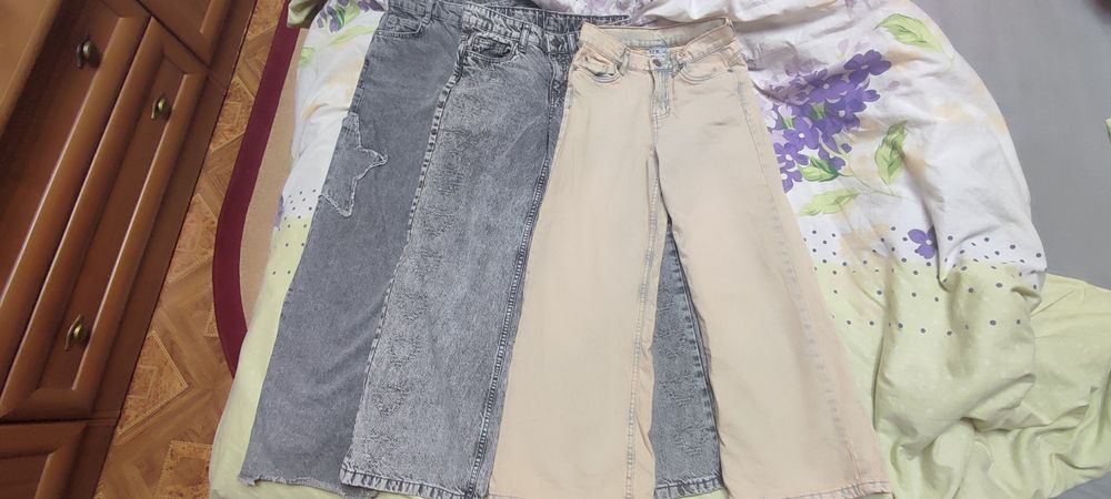 Джинси для дівчинки 146