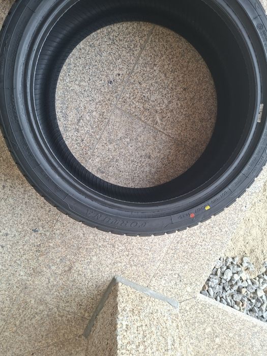 Pneus novos medida 205 40 r17