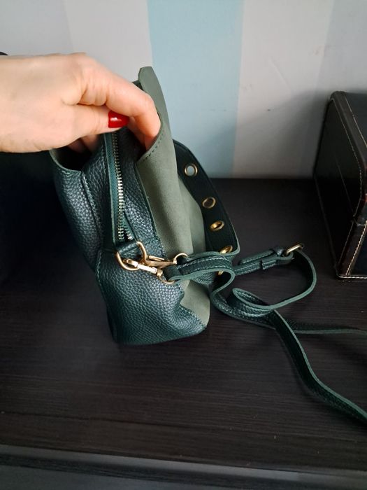 Сумка,  натуральна шкіра. Не підійшов колір.