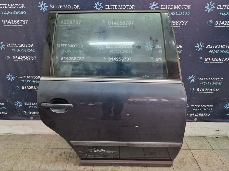 Porta usada VW PASSAT B5.5 direita frontal traseira VOLKSWAGEN