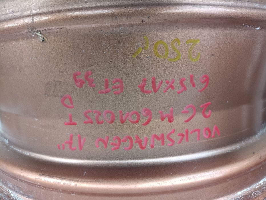 Volkswagen VW t-cross 2gm inne modele felga pojedyncza 17 cali et39 or