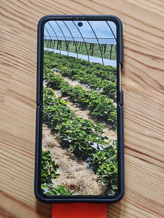 Samsung Galaxy Z Flip 3 8/256 1sim, все работает, идеальное состояние!