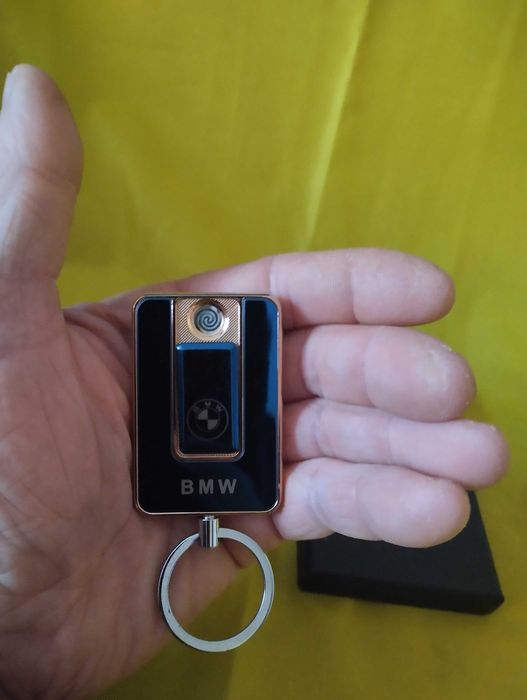 Зажигалка электронная BMW