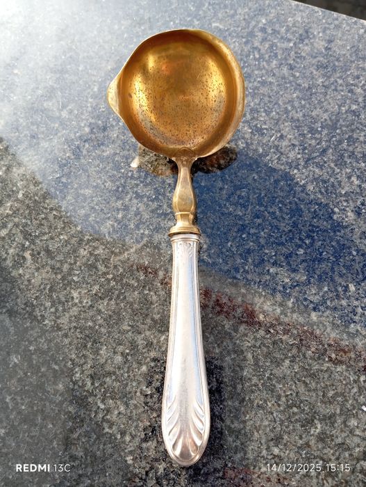 Concha cabo prata com contraste