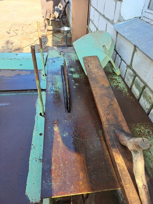 Продам деревообрабатывающий станок