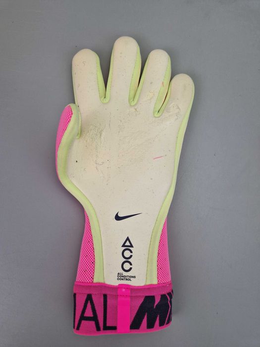 Rękawice Bramkarskie NIKE Mercurial Touch Elite roz 8