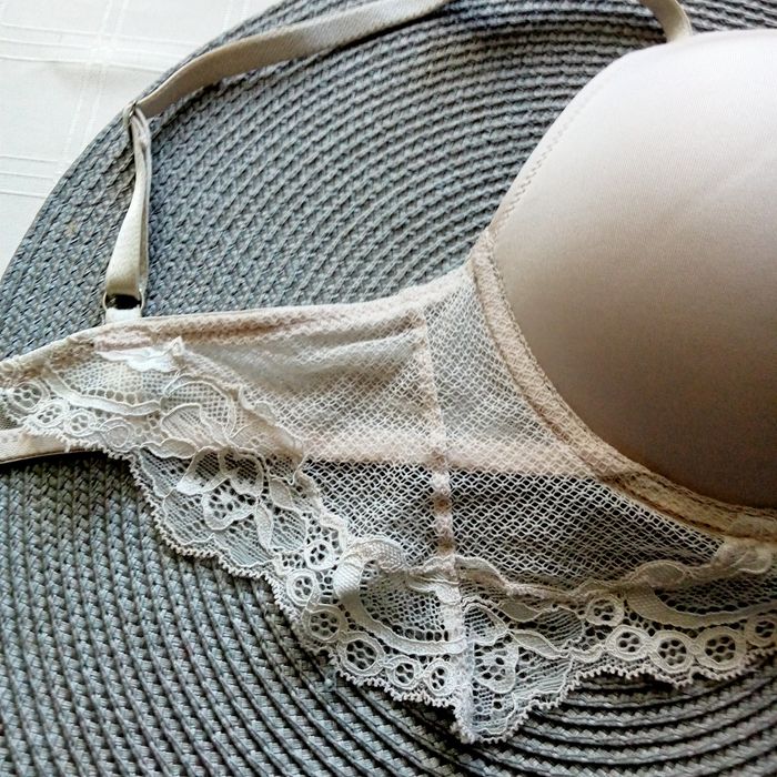 Biustonosz super push up, beżowy Esotiq 70C