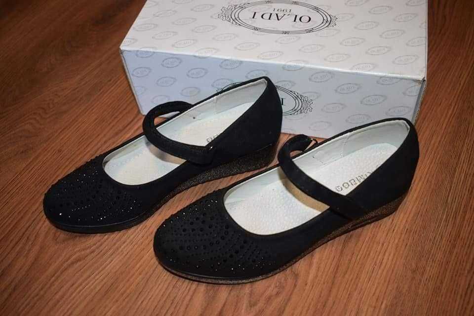 туфельки для дівчинки