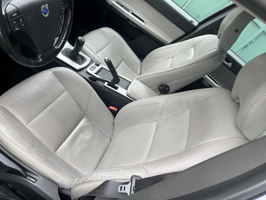 Volvo V50 1.6D 2010