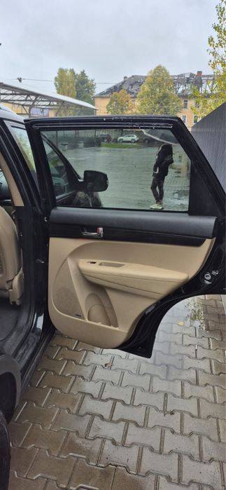 Продам Kia Sorento 2 2012 2.4 бензин