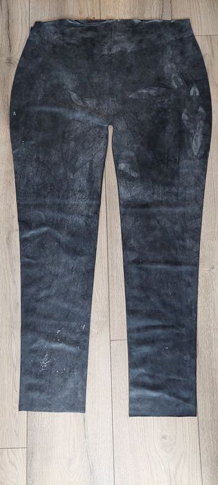 Spodnie legginsy latex