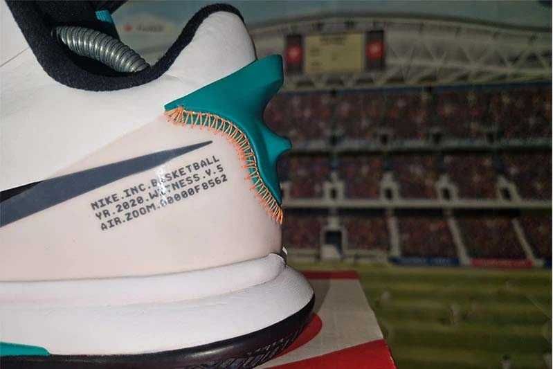 Nike Lebron Witness 5 Sneaker shoes / buty do koszykówki rozmiar: 41