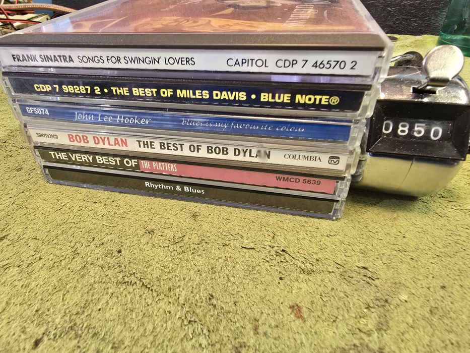 Zestaw 6 płyt CD różni wykonawcy.