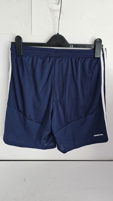 Spodenki  / shorty nowe Adidas Climacool modny kolor rozmiar YL